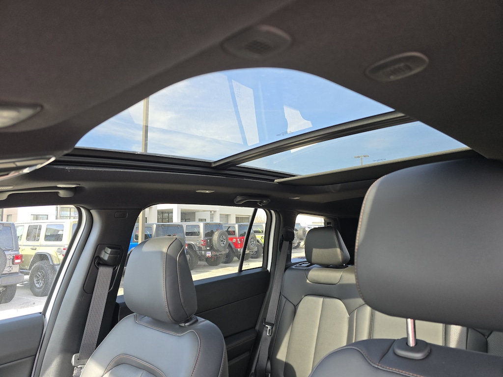 New 2026 Jeep Cherokee LIMITED 4X4 Sport Utility