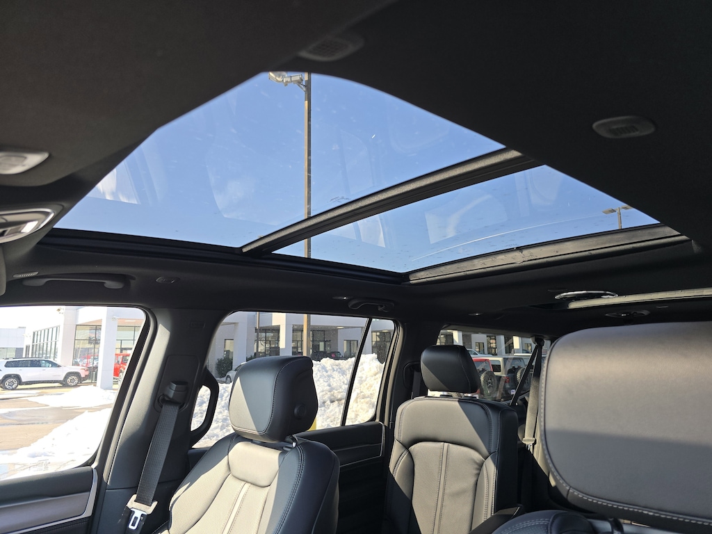 New 2026 Jeep Grand Wagoneer L 4X4 Sport Utility