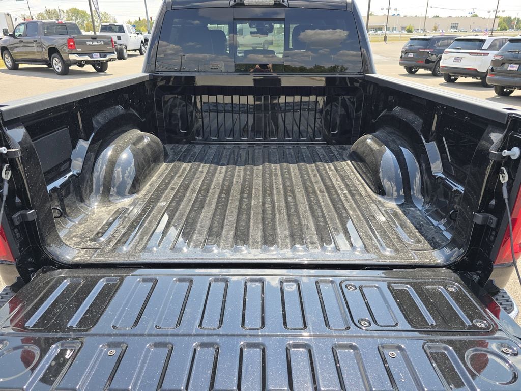 2026 RAM 1500 Laramie - Photo 28