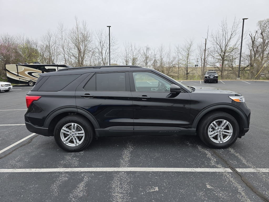 Used 2022 Ford Explorer XLT Sport Utility