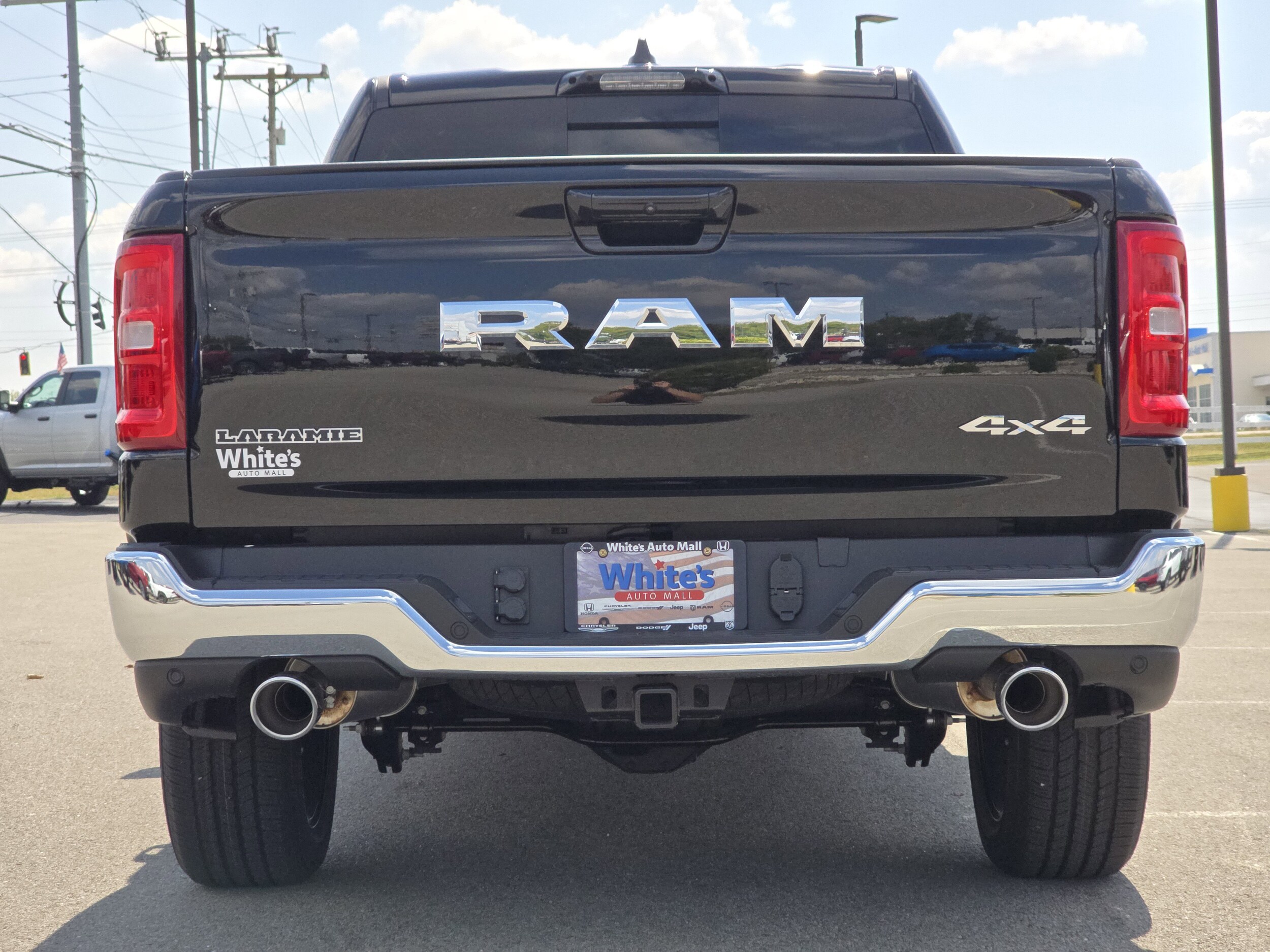 2026 RAM 1500 Laramie - Photo 21
