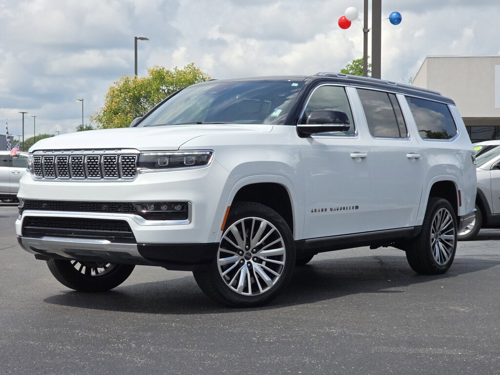 2024 Jeep Grand Wagoneer L III photo 2