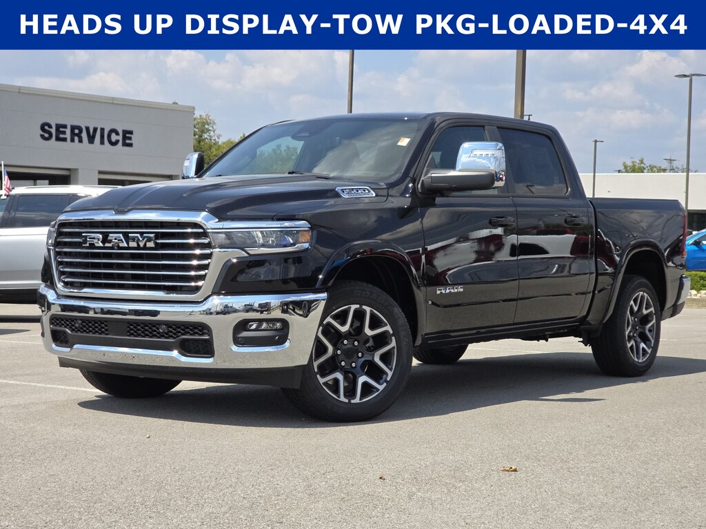 New 2026 Ram 1500 LARAMIE CREW CAB 4X4 5'7 BOX Pickup