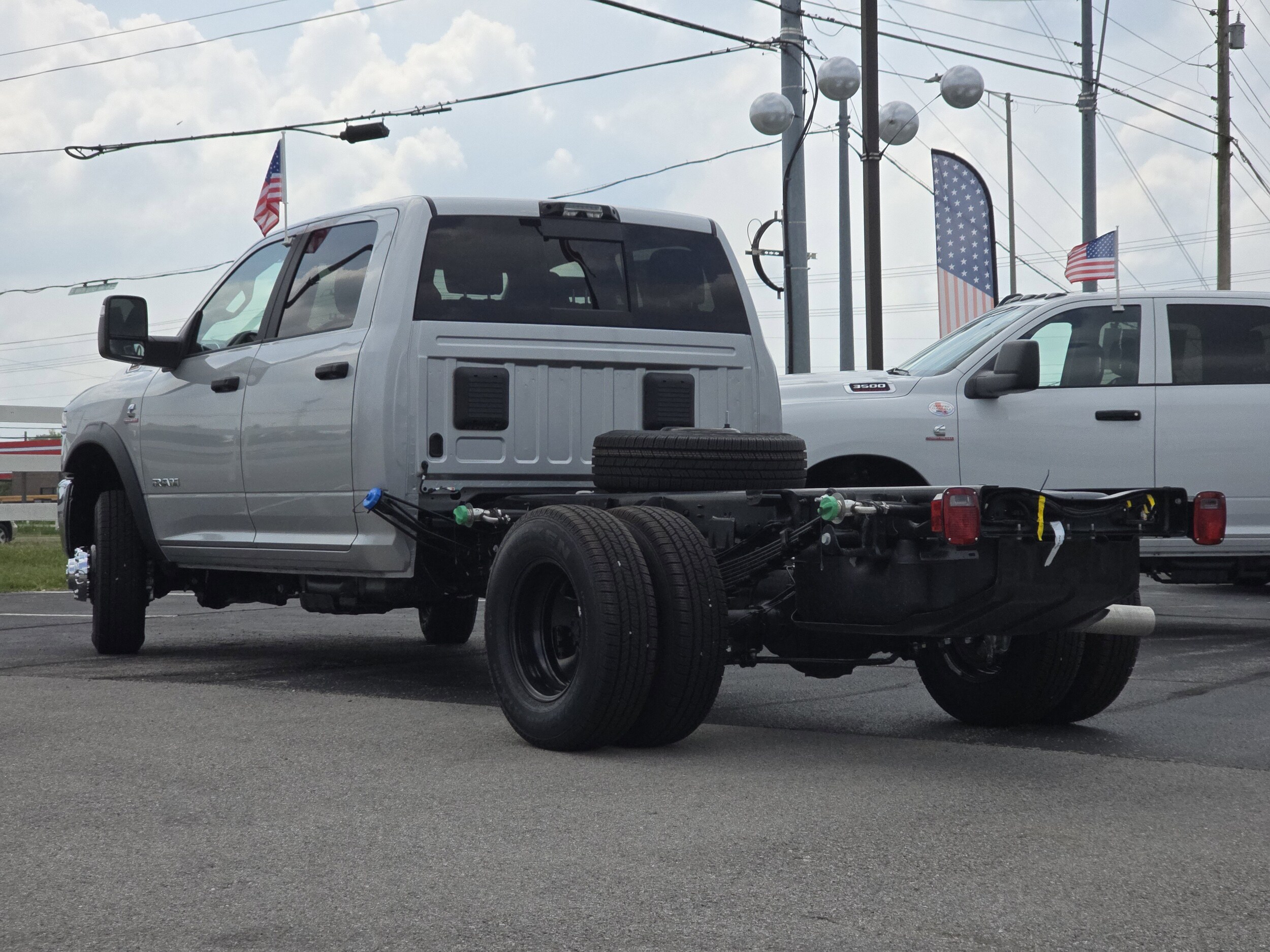 2025 RAM 3500 Chassis Big Horn - Photo 18