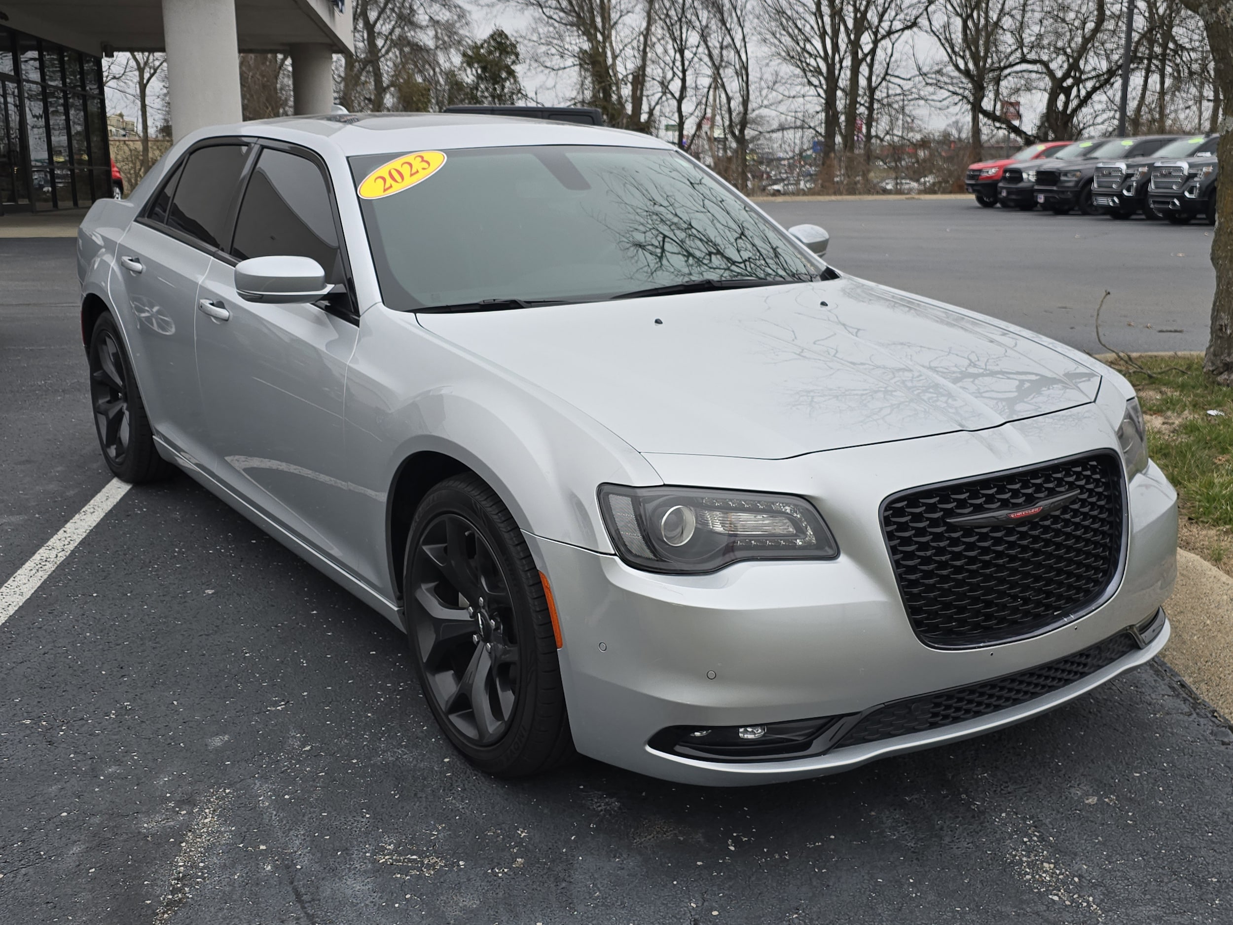 2023 Chrysler 300 S's photo