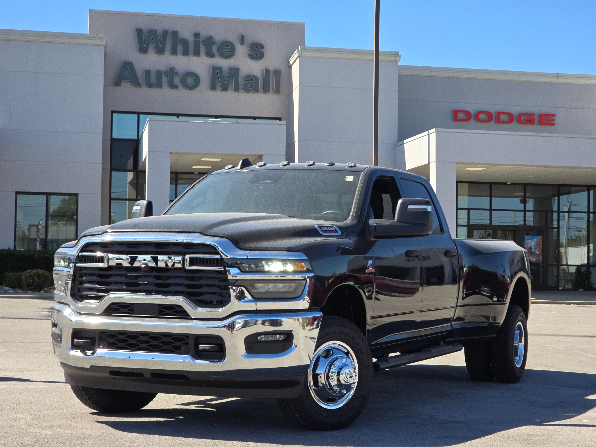 2026 RAM 3500 Pickup Tradesman