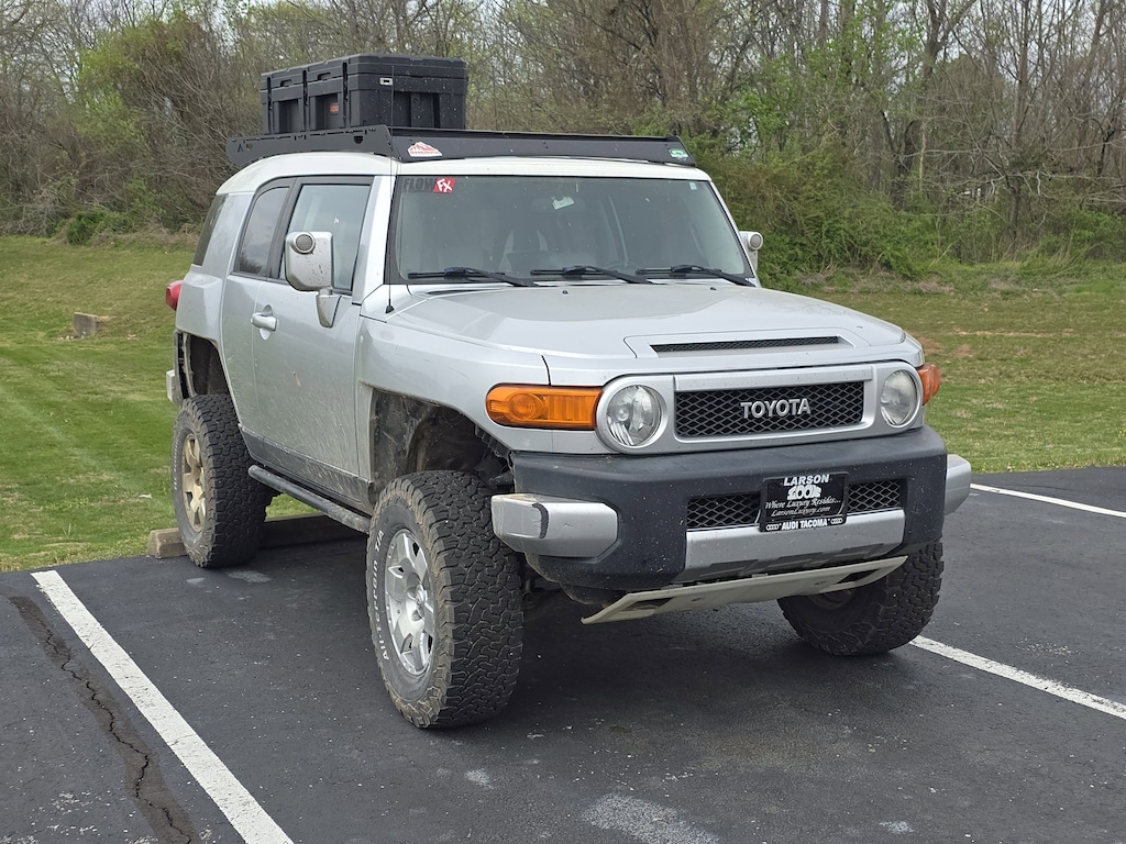 Used 2007 Toyota FJ Cruiser S Sport Utility