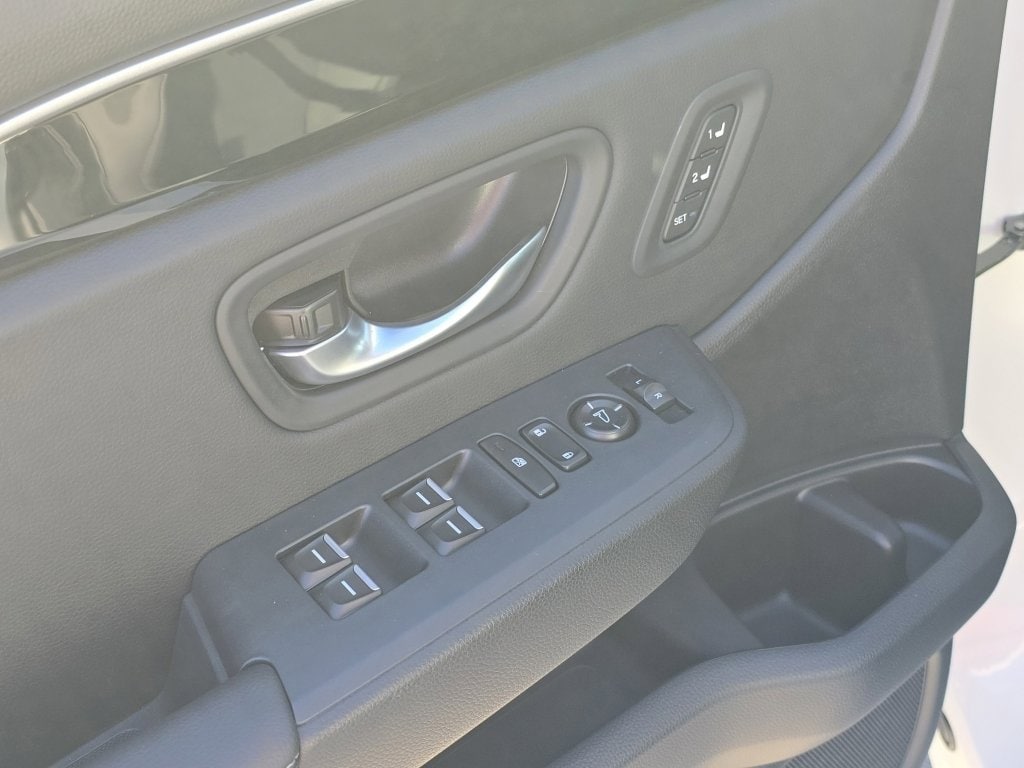 2025 Honda Pilot EX-L - Photo 31