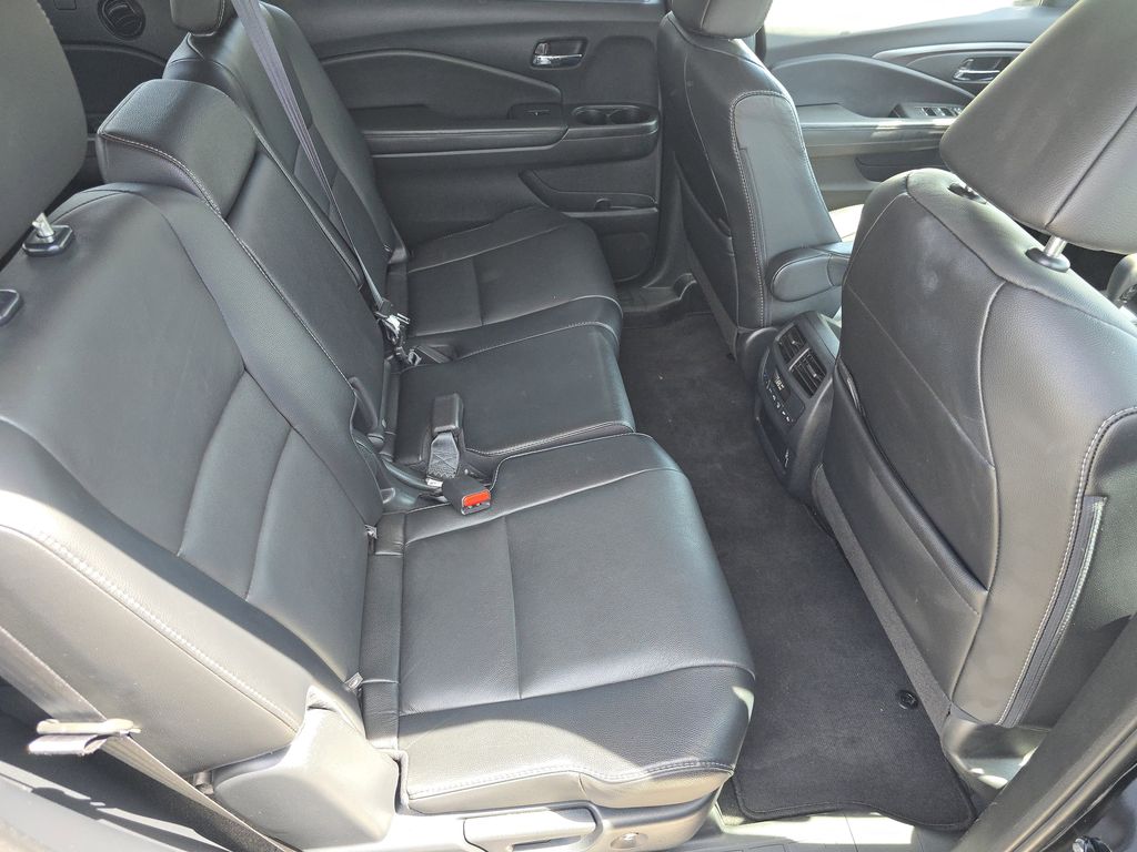2020 Honda Pilot EX-L - Photo 25