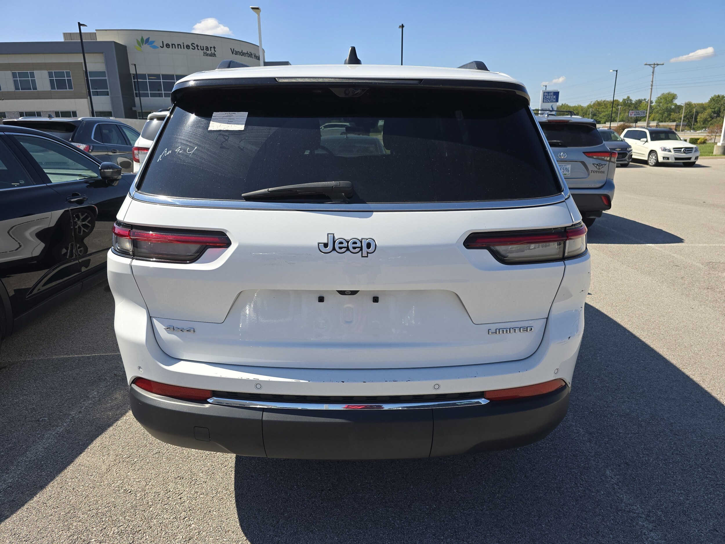 2024 Jeep Grand Cherokee Limited photo 3