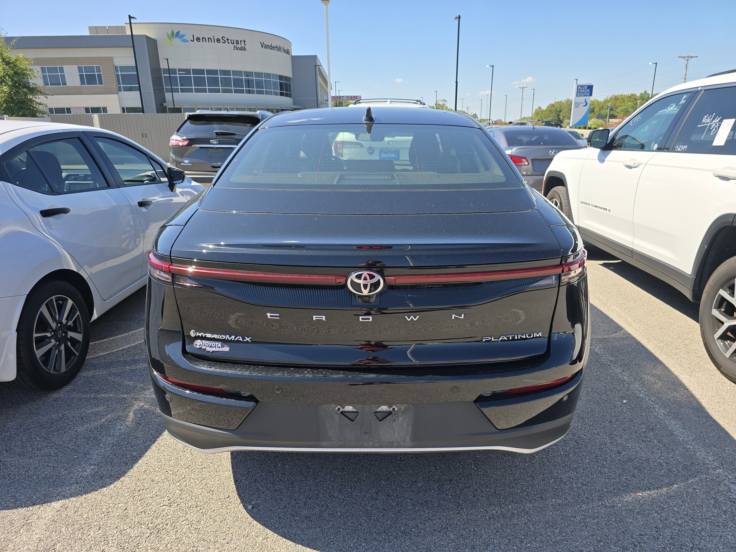 2025 Toyota Crown Platinum photo 3