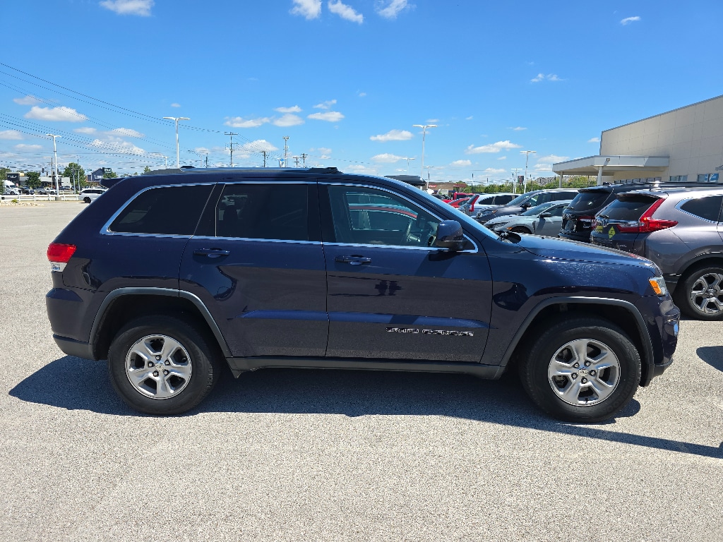 Used 2017 Jeep Grand Cherokee Laredo E with VIN 1C4RJFAG2HC694011 for sale in Hopkinsville, KY