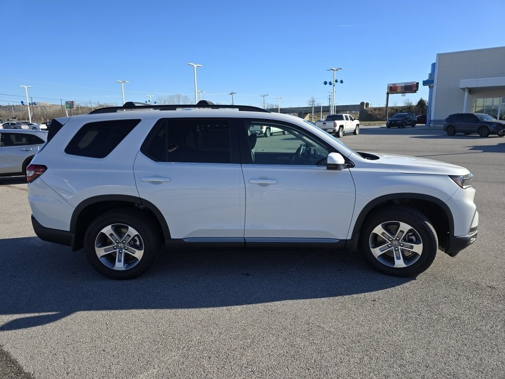 2025 Honda Pilot EX-L - Photo 15