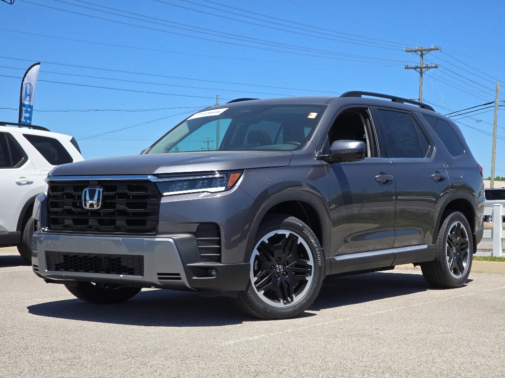2026 Honda Pilot Touring AWD's photo
