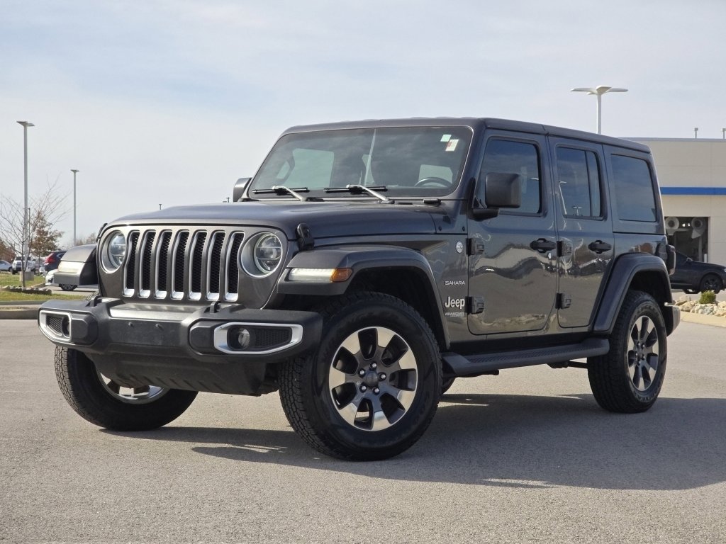 2018 Jeep Wrangler Unlimited Sahara photo 2