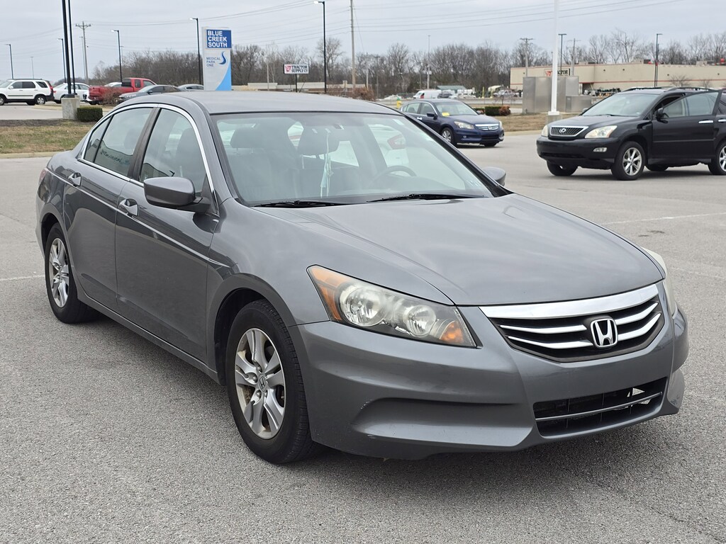Used 2011 Honda Accord Sdn SE Sedan