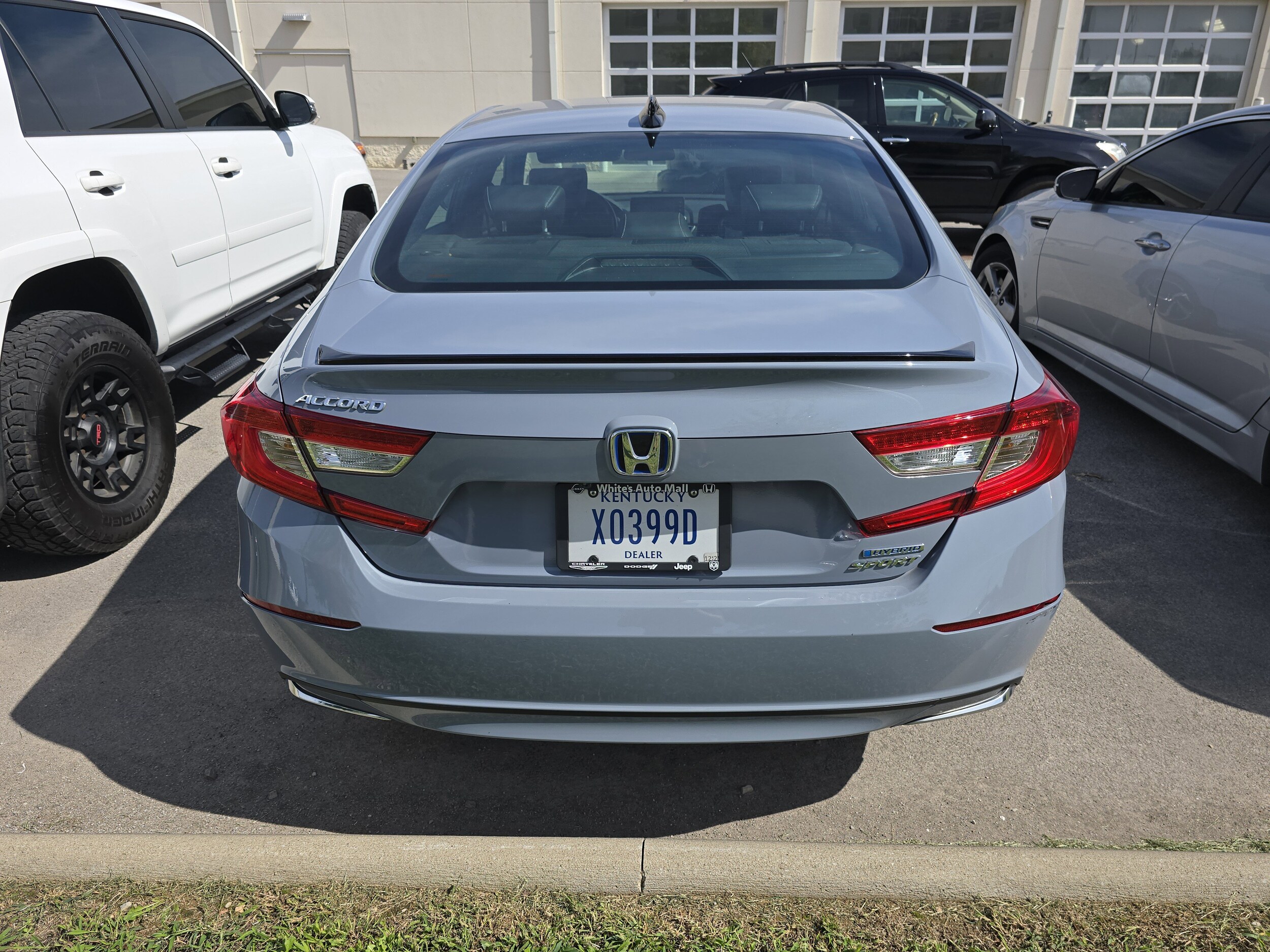 2022 Honda Accord Hybrid Sport photo 3