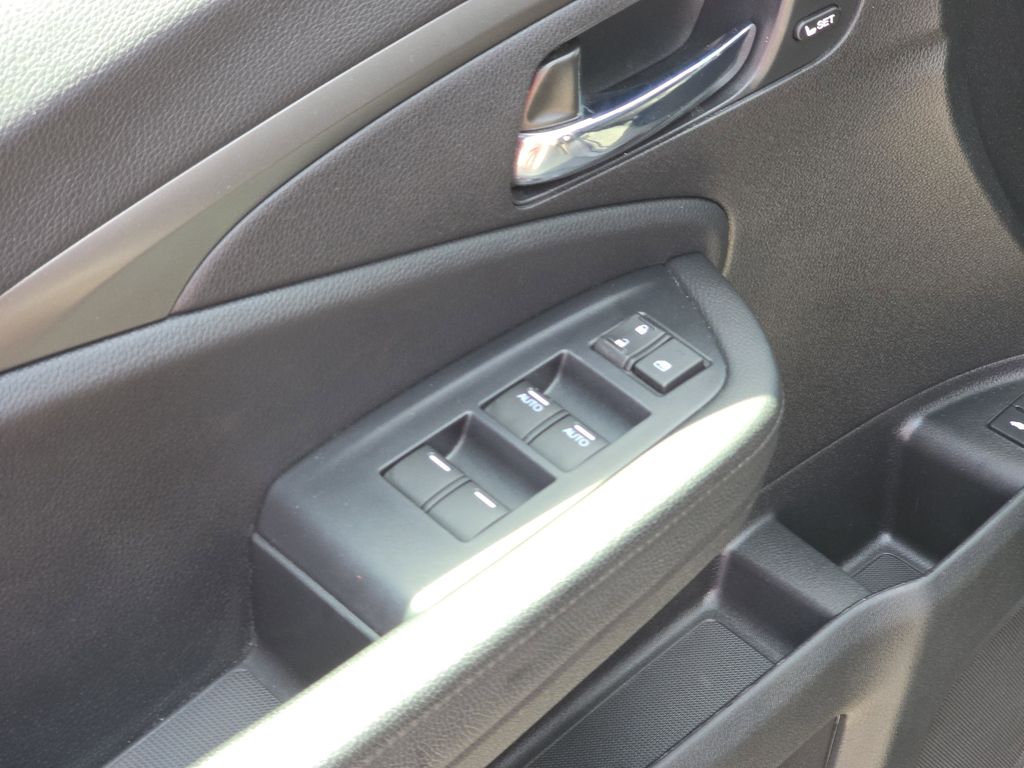 2020 Honda Pilot EX-L - Photo 32