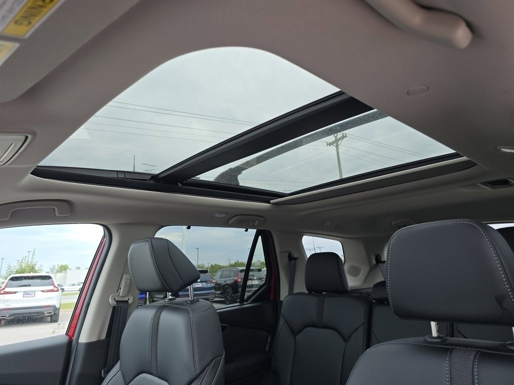 New 2025 Honda Pilot Touring SUV