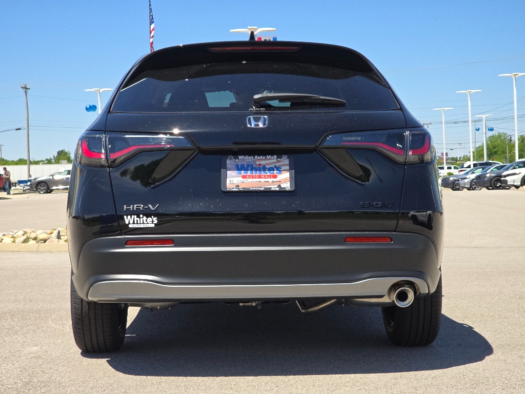 2026 Honda HR-V Sport - Photo 8