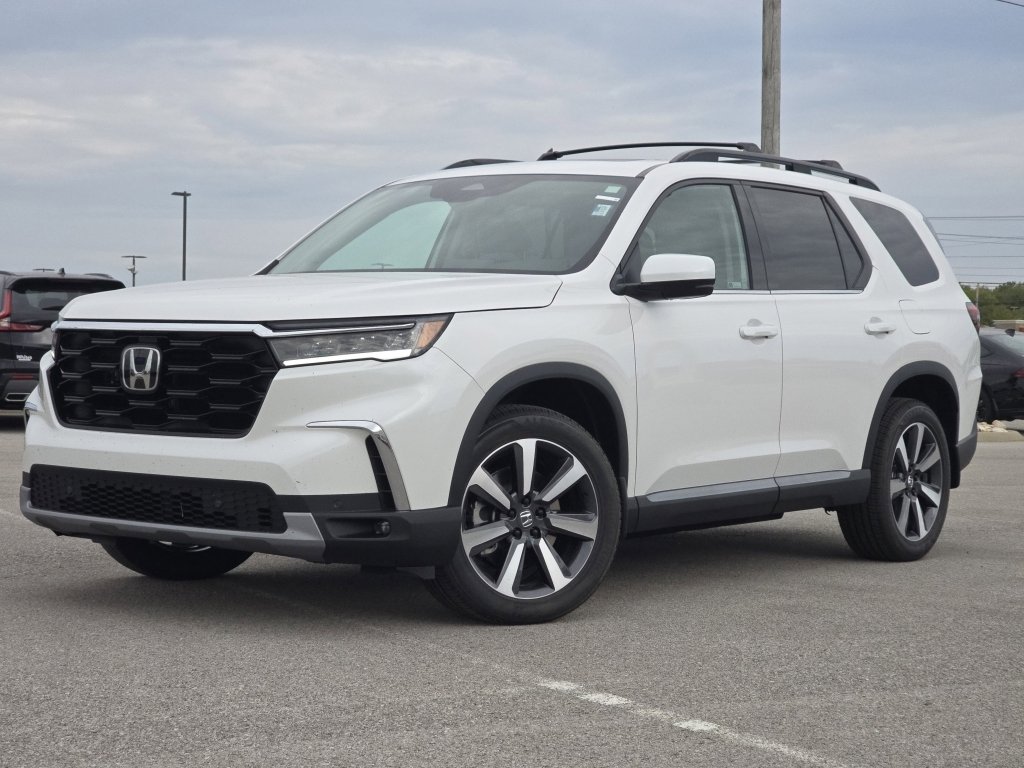 2025 Honda Pilot Touring photo 2