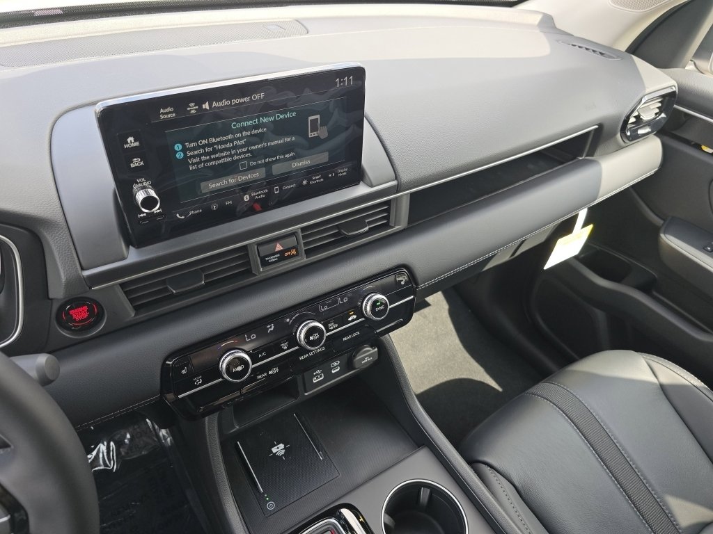 2025 Honda Pilot EX-L - Photo 38