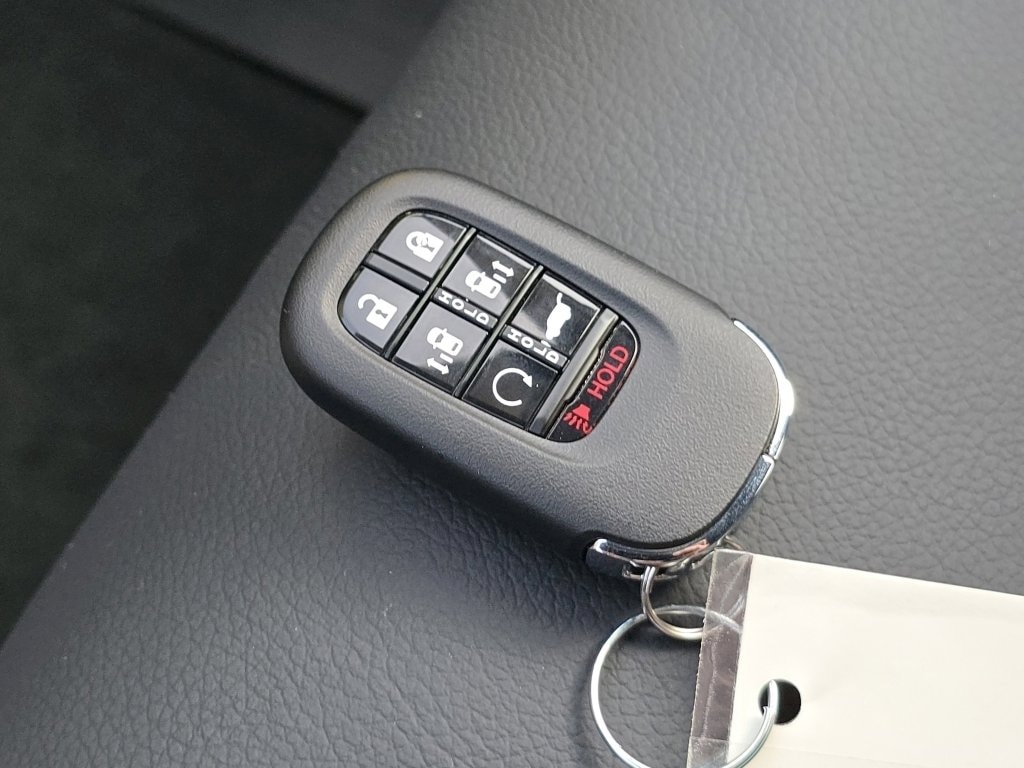 2026 Honda Odyssey photo 3