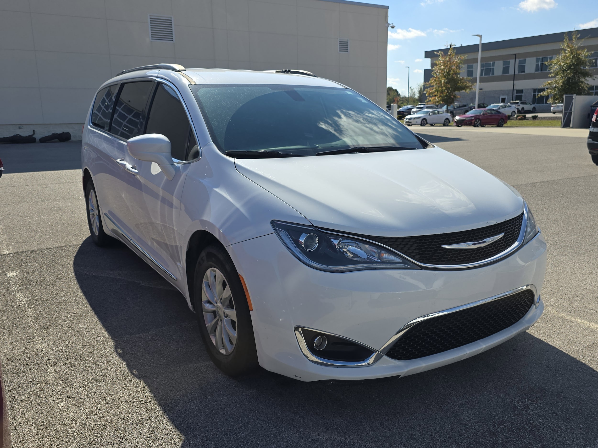 2017 Chrysler Pacifica Touring-L