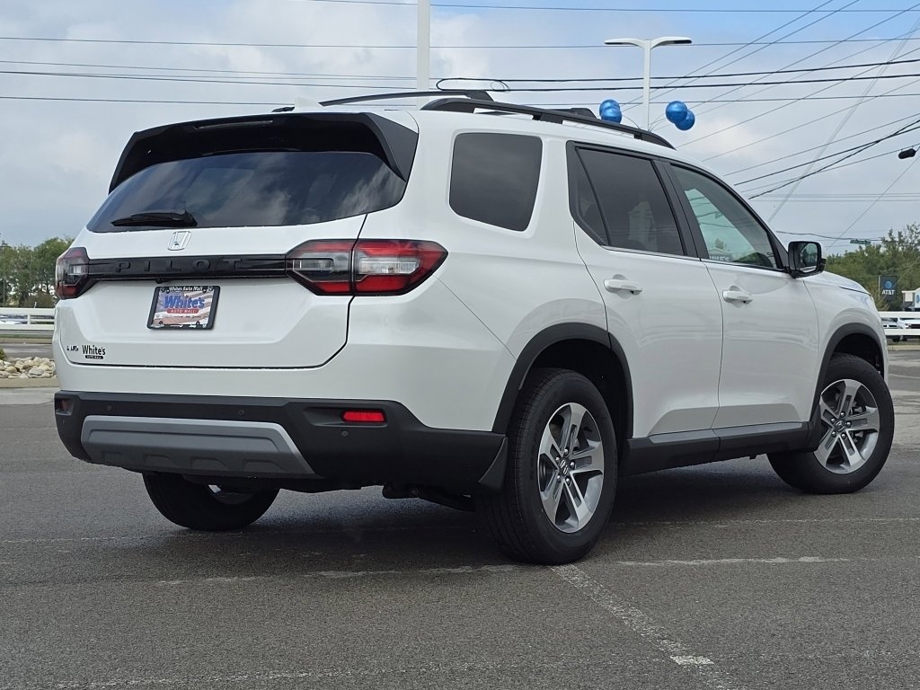 2025 Honda Pilot EX-L - Photo 17