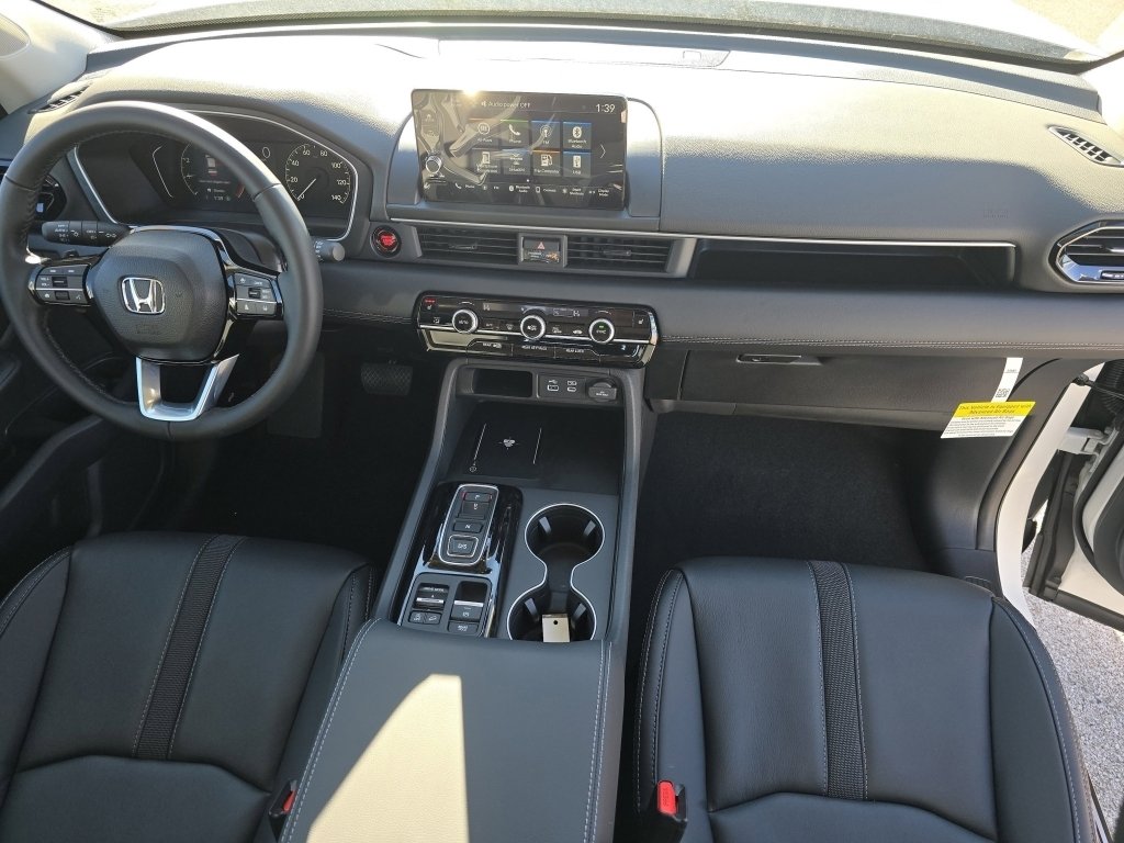 2025 Honda Pilot EX-L - Photo 27