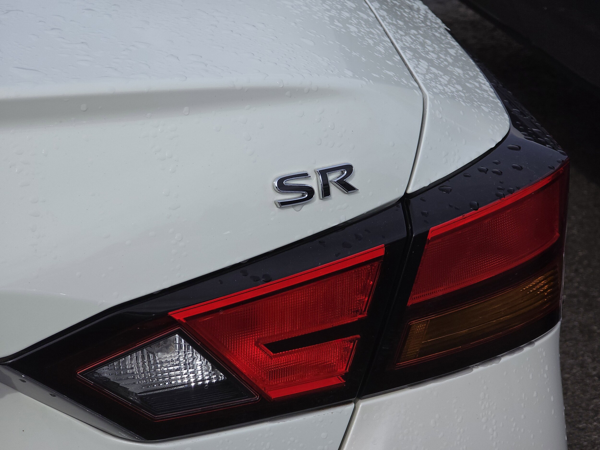 2021 Nissan Altima 2.5 SR photo 4