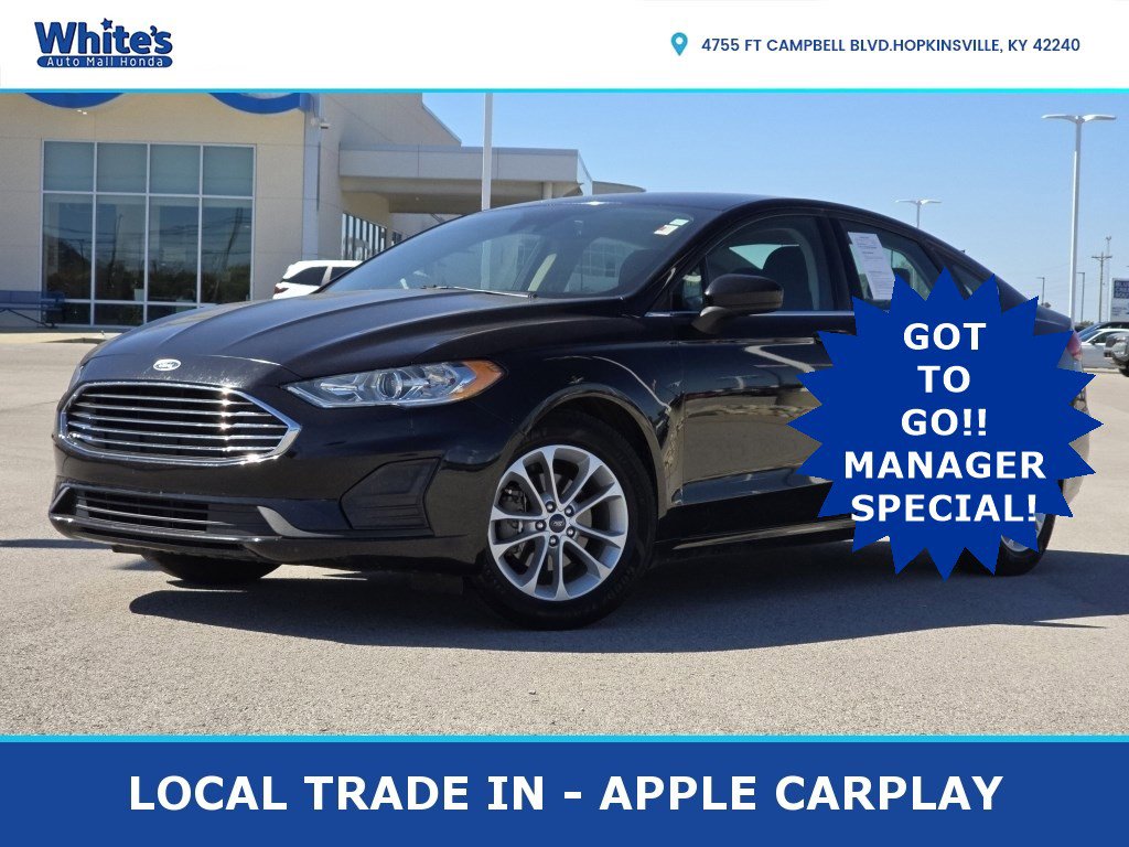 2019 Ford Fusion SE's photo
