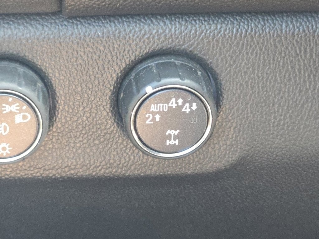 2017 GMC Canyon Denali - Photo 10