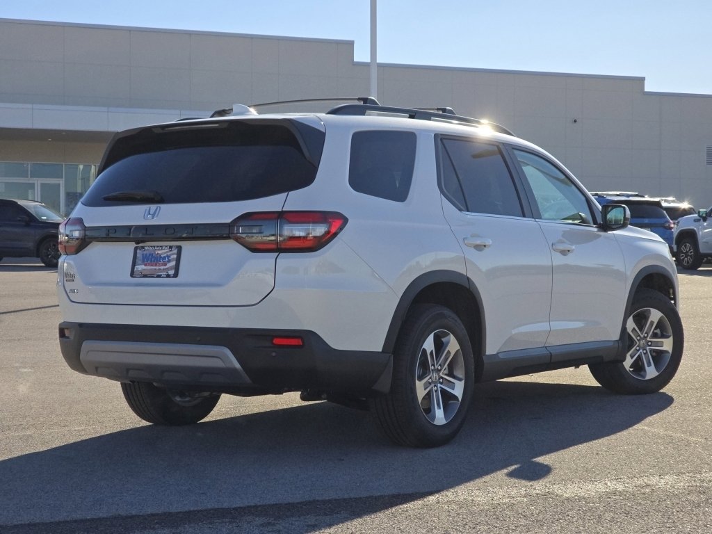 2025 Honda Pilot EX-L - Photo 16