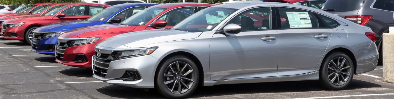White's Auto Mall Honda ready to assist customers at the Clarksville TN dealership