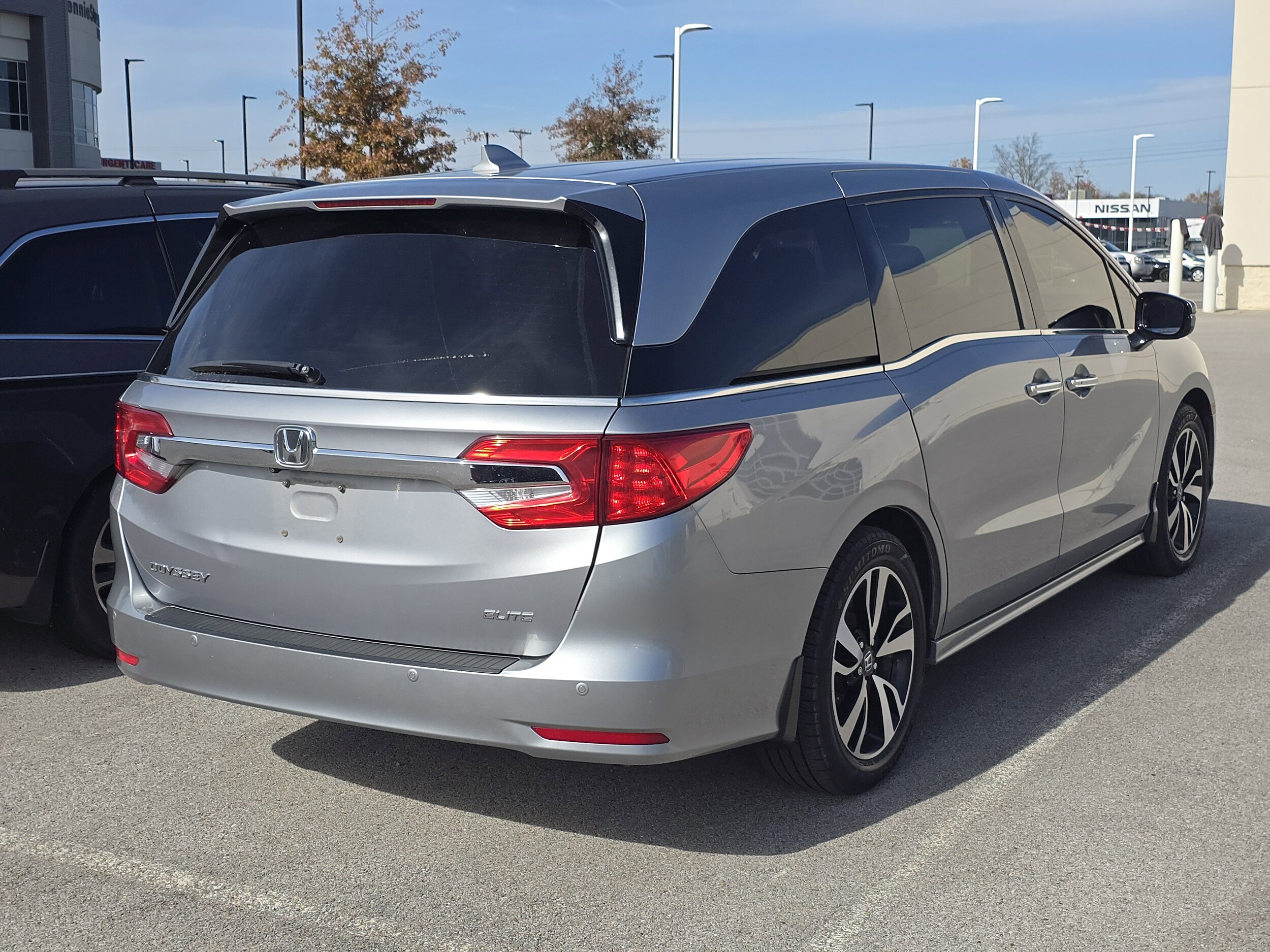 2020 Honda Odyssey Elite photo 3
