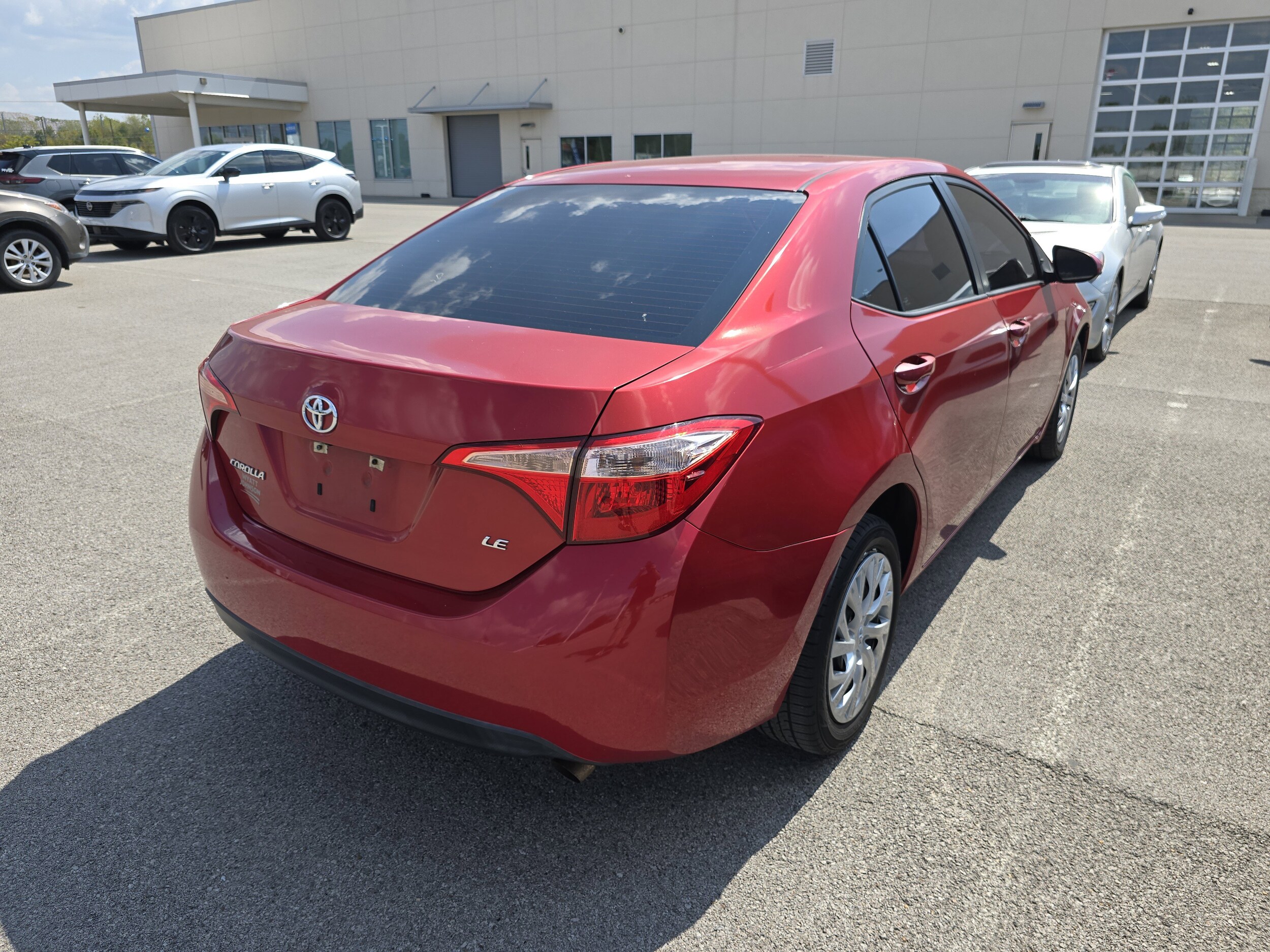 2018 Toyota Corolla L photo 2