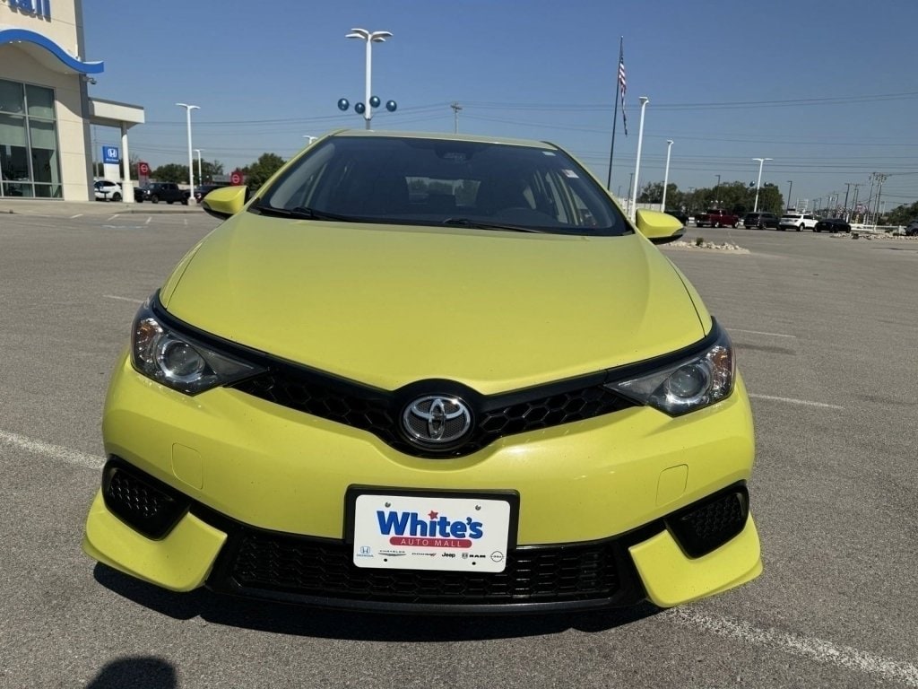 Used 2018 Toyota Corolla iM Base with VIN JTNKARJE6JJ559161 for sale in Hopkinsville, KY