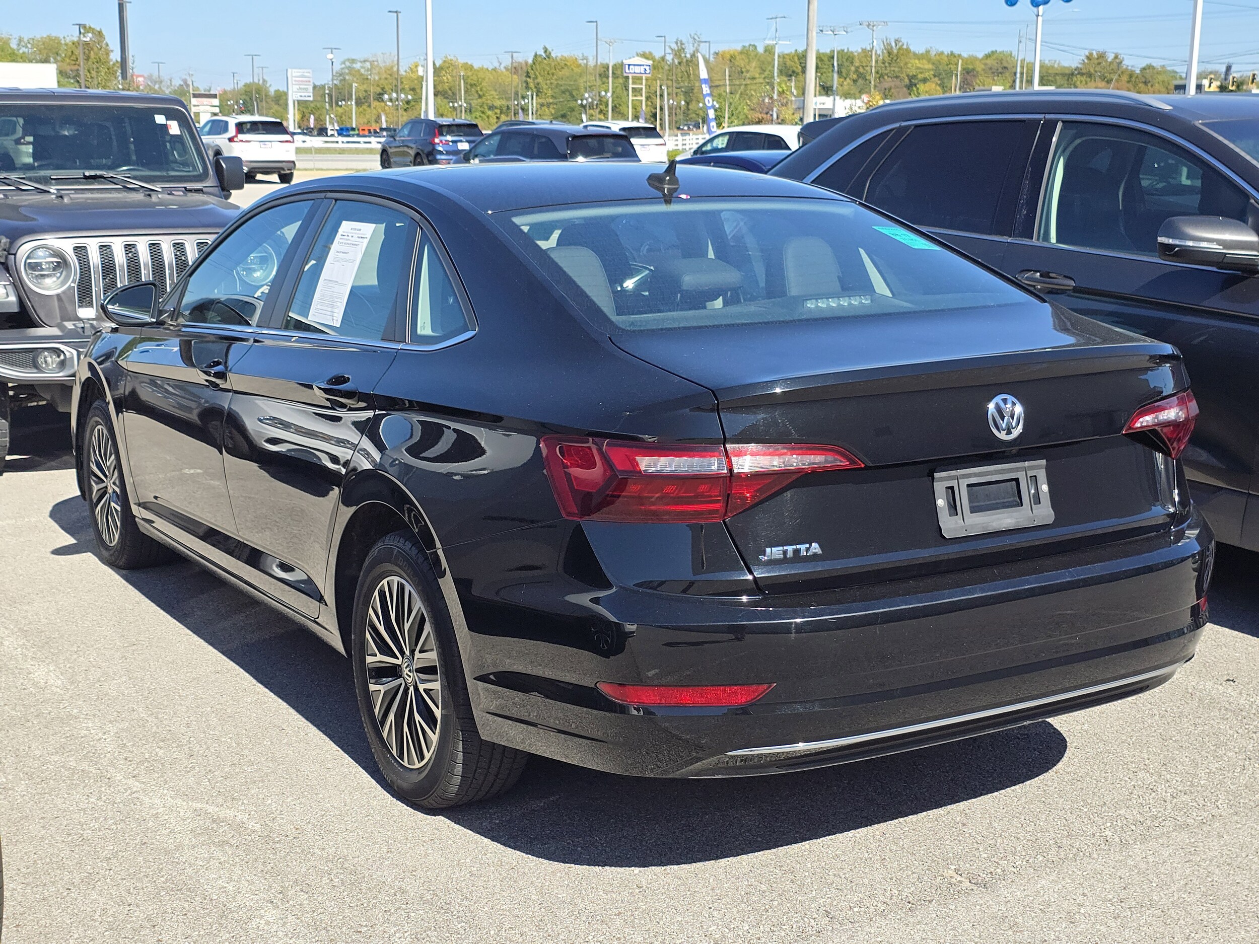 2021 Volkswagen Jetta SE photo 4