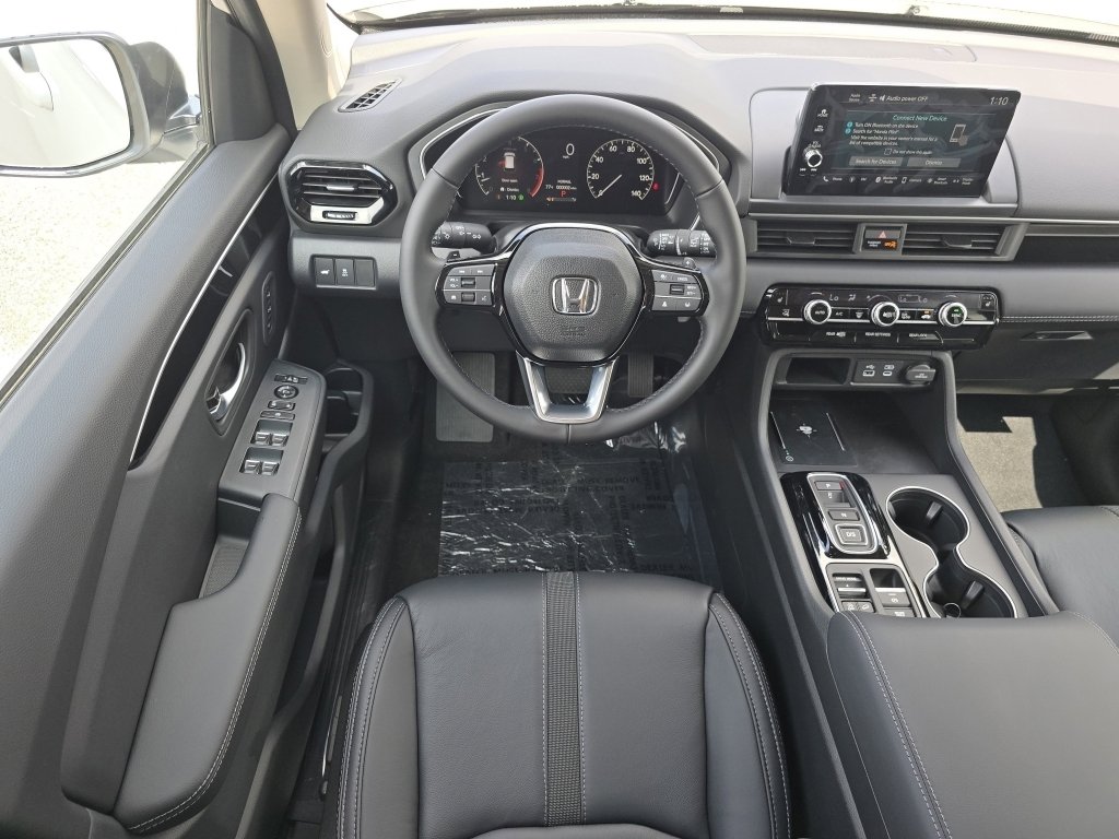 2025 Honda Pilot EX-L - Photo 30