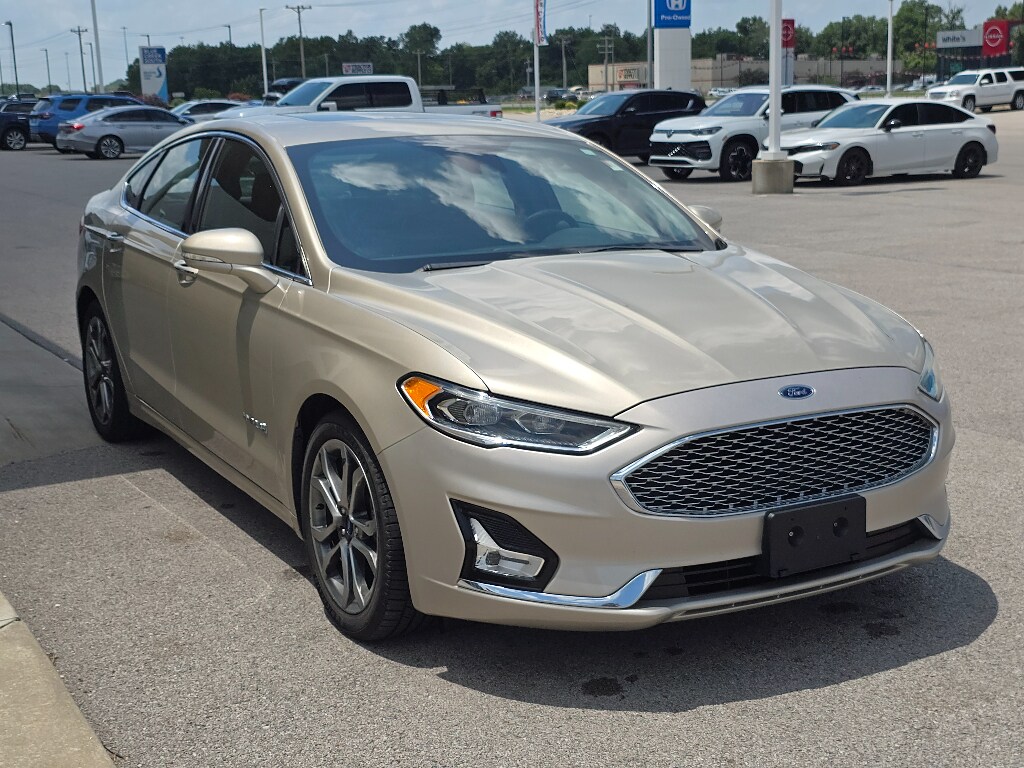 Used 2019 Ford Fusion Hybrid Titanium Sedan