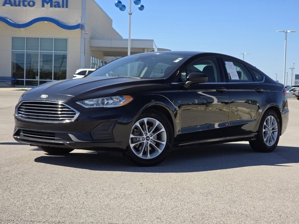 2019 Ford Fusion SE photo 2
