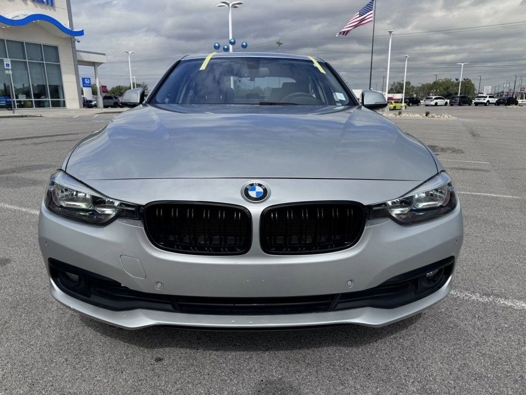 Used 2016 BMW 3 Series 320i with VIN WBA8E1G57GNU11627 for sale in Hopkinsville, KY