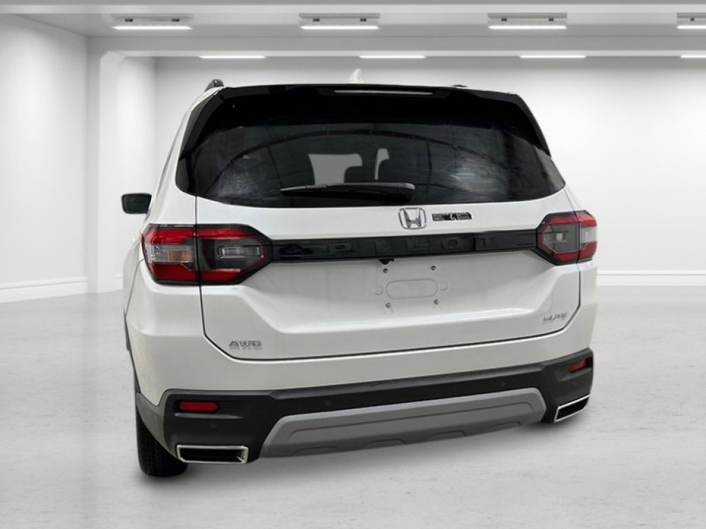 2025 Honda Pilot Elite photo 3