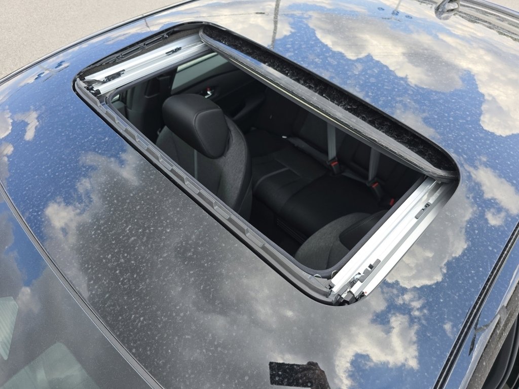 2025 Honda Accord Hybrid Sport photo 2