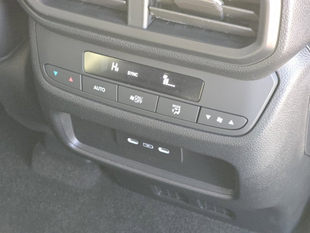 2025 Honda Pilot EX-L - Photo 26