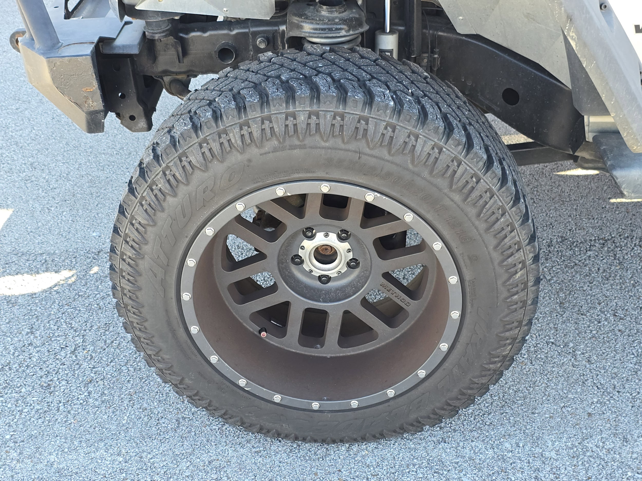 2011 Jeep Wrangler Sahara photo 4