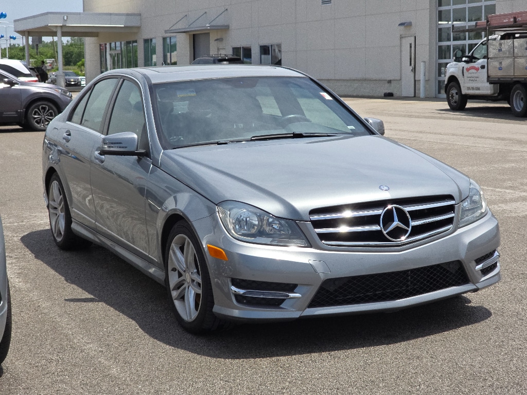 2014 Mercedes-Benz C-Class's photo
