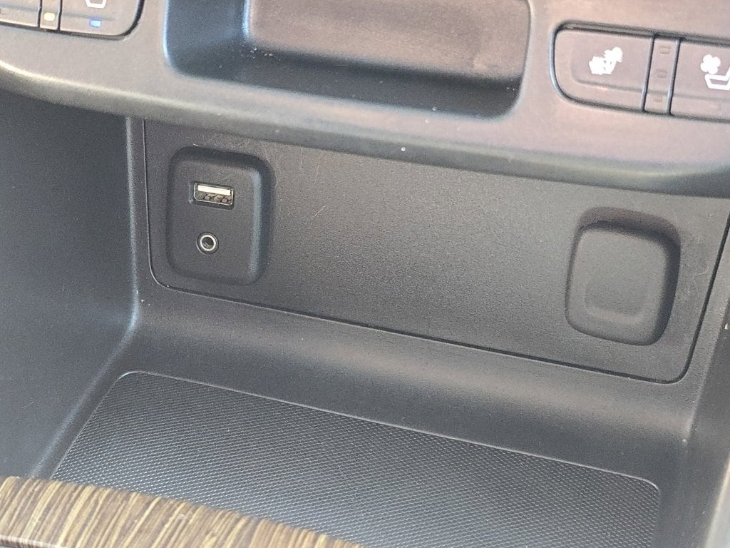 2017 GMC Canyon Denali - Photo 11