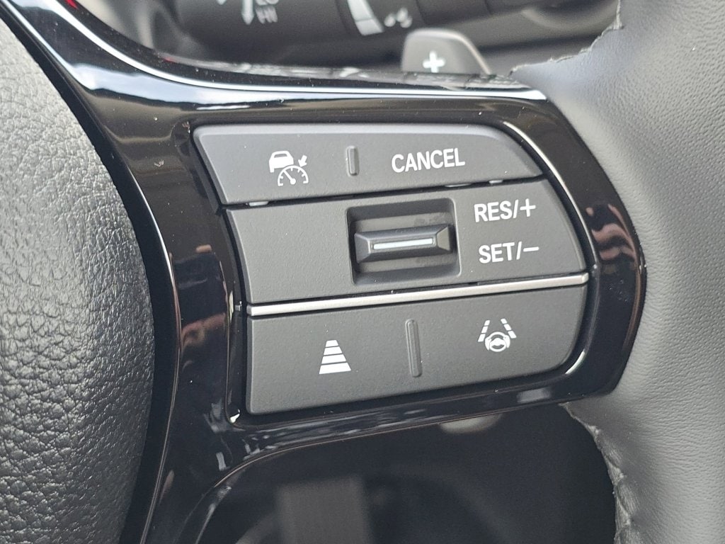 2025 Honda Pilot EX-L - Photo 11